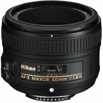 NIKON AF-S  50mm f/1.8 G.                   